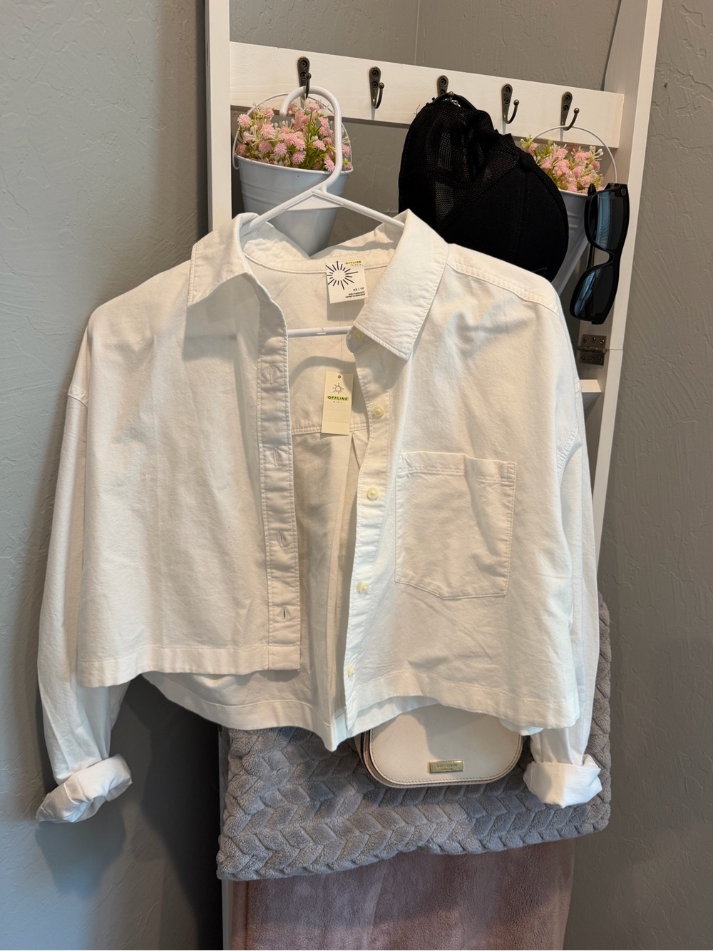 NWT Aerie White Cropped Button-Up Shirt Jacket